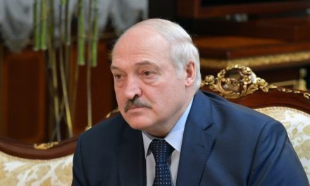 Lukasenko aláírta a belarusz újságírók  tevékenységét korlátozó törvényt