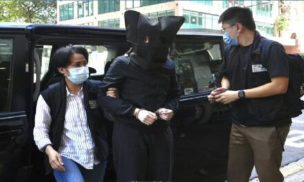 Letartóztatták a hongkongi Apple Daily főszerkesztőjét is