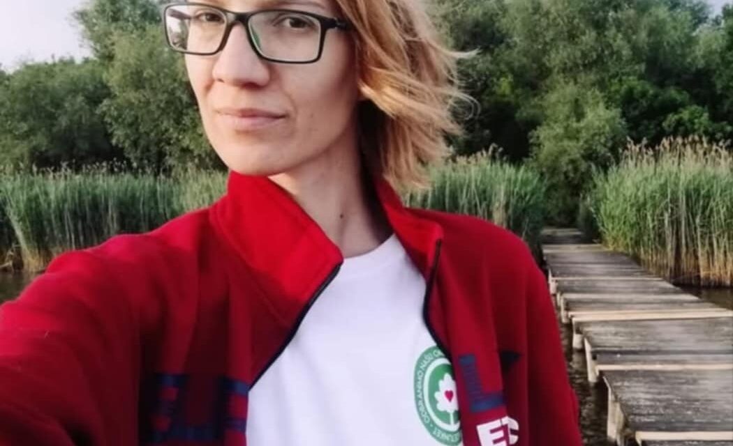 Előre be nem jelentett megmozdulás megszervezésének vádjával beidézte a bíróság Mina Delić zentai újságírónőt