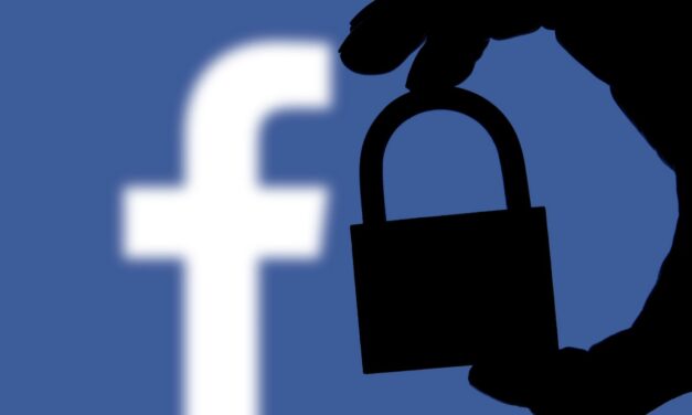 Indonéziában a Facebookot, a Google-t és a WhatsAppot is betilthatják