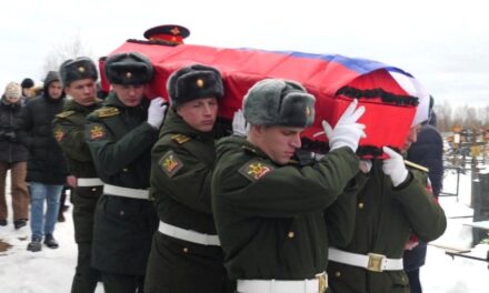<span class="entry-title-primary">A könnyek rossz hatással vannak a harcikedvre</span> <span class="entry-subtitle">Bebörtönzik az Ukrajna területén elesett orosz katonák temetéseiről tudósító újságírókat</span>