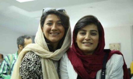 Összeesküvéssel vádolják a Masha Amini haláláról tájékoztató iráni újságírónőket