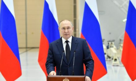 A „barátságtalan országok” újságírói nem vehetnek részt Putyin beszédén