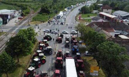 A Szerbiai Újságírók Egyesülete szerint elfogadhatatlan egyes médiumoknak a szerb kormány és mezőgazdasági termelők közötti tárgyalásról történő kizárása