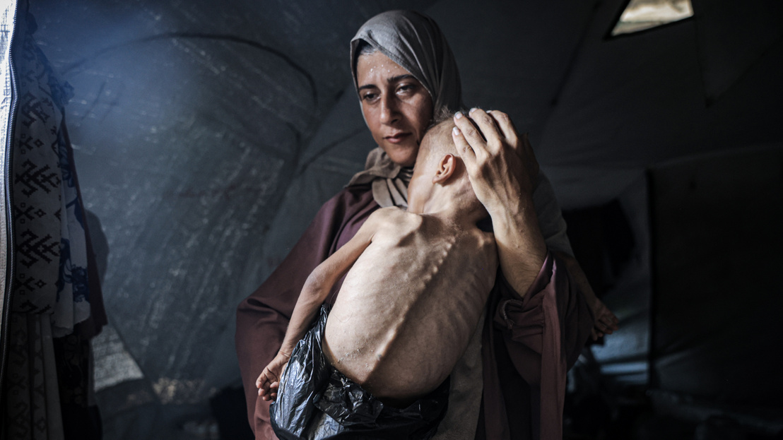 A NEW YORK TIMES FÉLREVEZETTE OLVASÓIT A GÁZAI GYERMEKFOTÓ-SOROZATUK KAPCSÁN