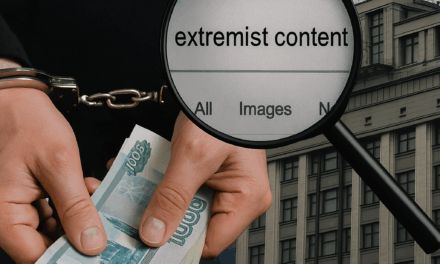 OROSZORSZÁGBAN EZENTÚL PÉNZBÜNTETÉS KIFIZETÉSÉRE ÍTÉLHETIK A „SZÉLSŐSÉGES INTERNETES TARTALMAKRA” RÁKERESŐKET