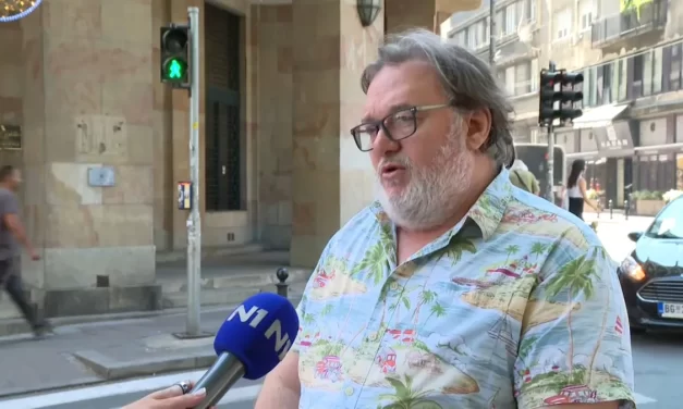 ELBOCSÁTÁSOK A SZERB KÖZMÉDIÁBAN A VEZETÉSNEK CÍMZETT LEVÉL MIATT