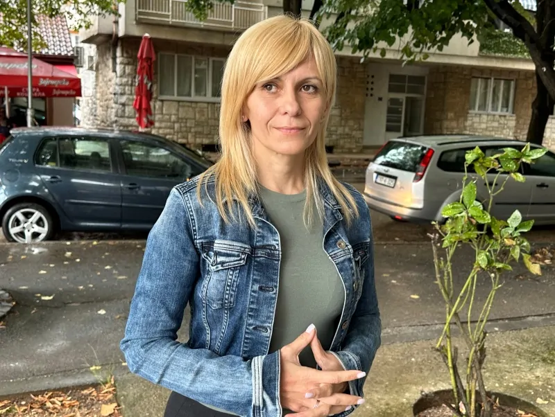 ELŐÁLLÍTOTTAK EGY BOSZNIAI SZERB ÚJSÁGÍRÓT A BIZTONSÁGI SZEKTOR BŰNCSELEKMÉNYEIRŐL SZÓLÓ BEJEGYZÉSEI MIATT