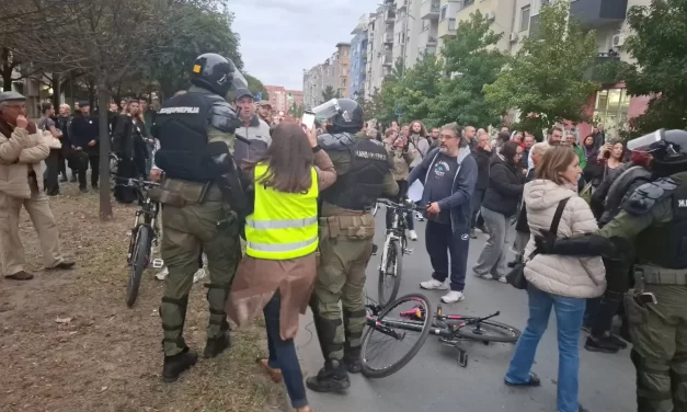 AZ ANEM ELÍTÉLTE AZ ÚJSÁGÍRÓK ELLENI BRUTÁLIS RENDŐRINTÉZKEDÉSEKET (VIDEÓVAL)