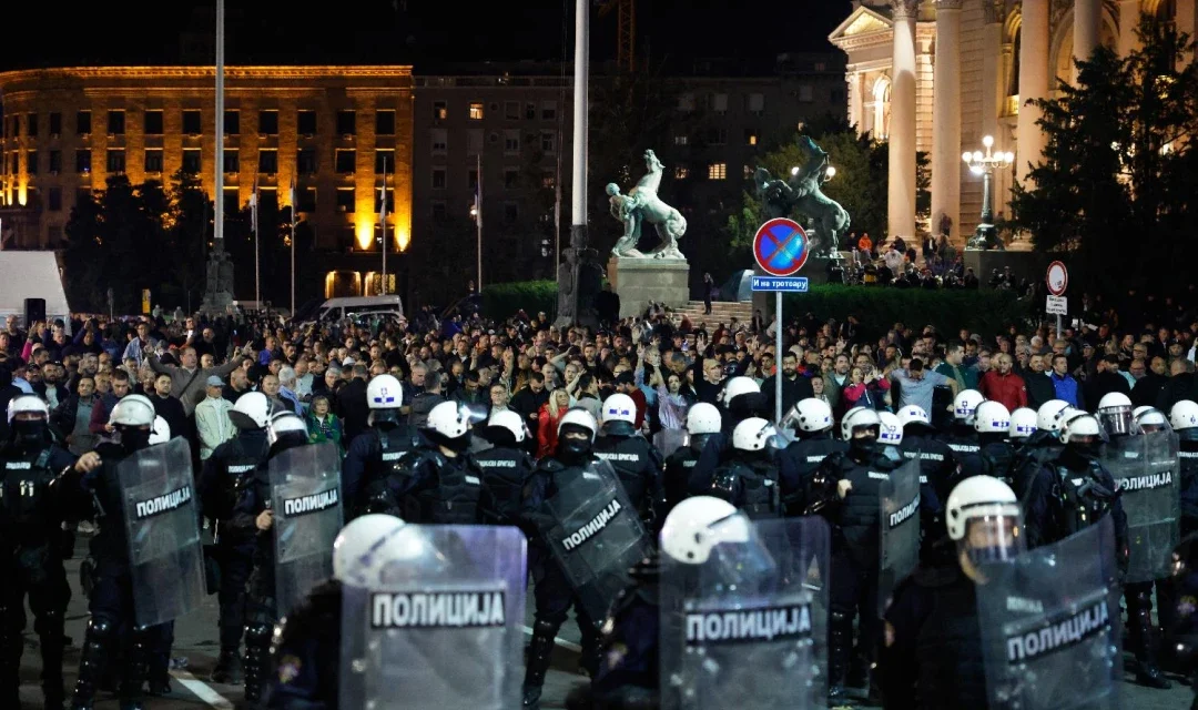 BELGRÁDBAN MEGFENYEGETTÉK AZ INSAJDER TELEVÍZIÓ ÚJSÁGÍRÓNŐJÉT