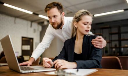 SZERBIÁBAN MINDEN MÁSODIK ÚJSÁGÍRÓNŐT ÉRT MÁR SZEXUÁLIS ZAKLATÁS