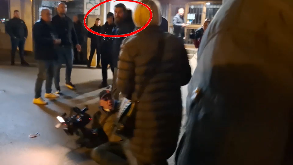 NDNV: ÚJVIDÉKEN JUTALMAZZÁK AZ ÚJSÁGÍRÓK ELLENI ERŐSZAKOT