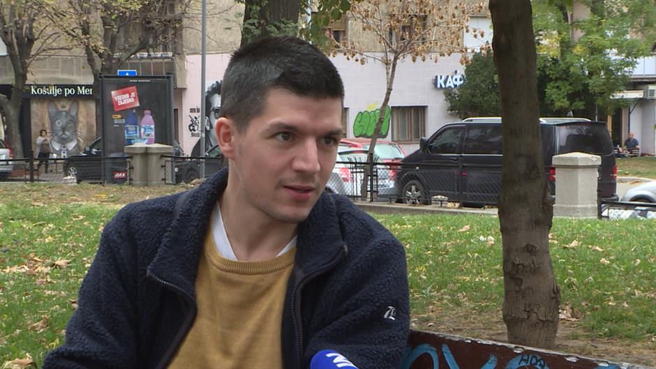 HALÁLOSAN MEGFENYEGETTEK EGY BELGRÁDI SZABADÚSZÓ ÚJSÁGÍRÓT