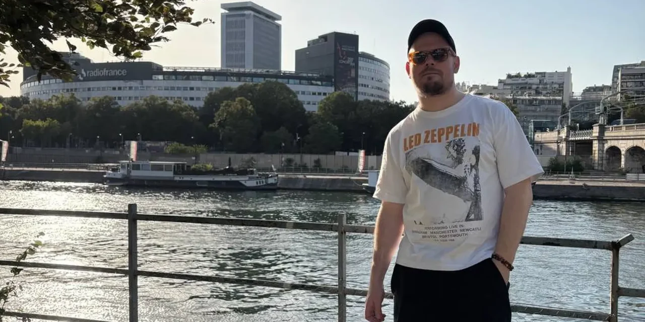 KIESETT AZ ABLAKON EGY OROSZ ÚJSÁGÍRÓ FRANCIAORSZÁGBAN