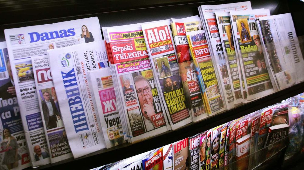 ÚJ ETIKAI SZABÁLY A NÉVTELEN LEJÁRATÓ CIKKEK ELLEN