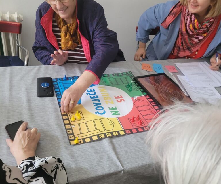 OLASZORSZÁGBAN IS BEMUTATJÁK AZ ÁLHÍREK ELLENI BOSZNIAI TÁRSASJÁTÉKOT