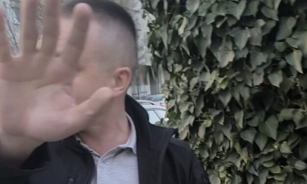 FOTÓZÁS MIATT AKARTÁK FELTARTÓZTATNI A DANAS RIPORTERÉT