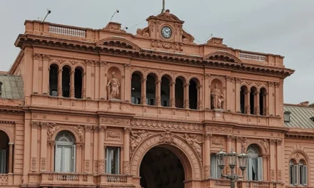 KIZÁRTÁK AZ ÚJSÁGÍRÓKAT AZ ARGENTIN ELNÖKI HIVATALBÓL