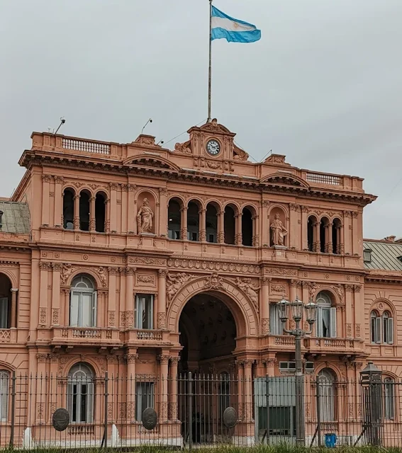 KIZÁRTÁK AZ ÚJSÁGÍRÓKAT AZ ARGENTIN ELNÖKI HIVATALBÓL