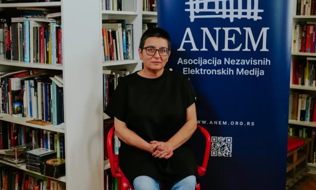 ISMÉT MEGFENYEGETTÉK A BECSEI MOZAIK SZERKESZTŐSÉGÉT