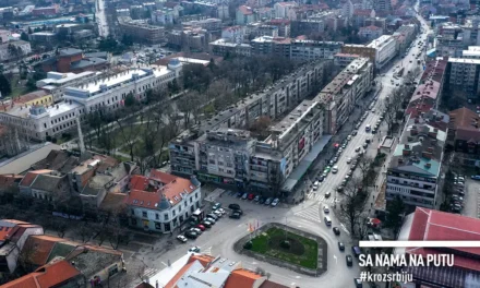 TÁMOGATÁS NÉLKÜL MARADTAK AZ EGYETEMISTATÜNTETÉSEKRŐL TUDÓSÍTÓ POŽAREVACI PORTÁLOK