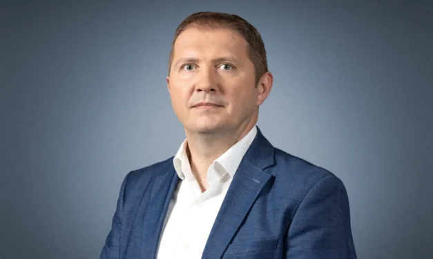 MEGFENYEGETTÉK A FORBES SZERBIAI KIADÁSÁNAK A SZERKESZTŐJÉT