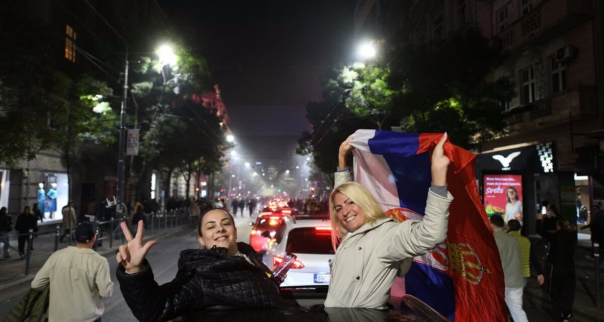 BLOKÁDOZÓKBÓL GYŐZTES EGYETEMISTÁK AZ RTS KÉPERNYŐJÉN